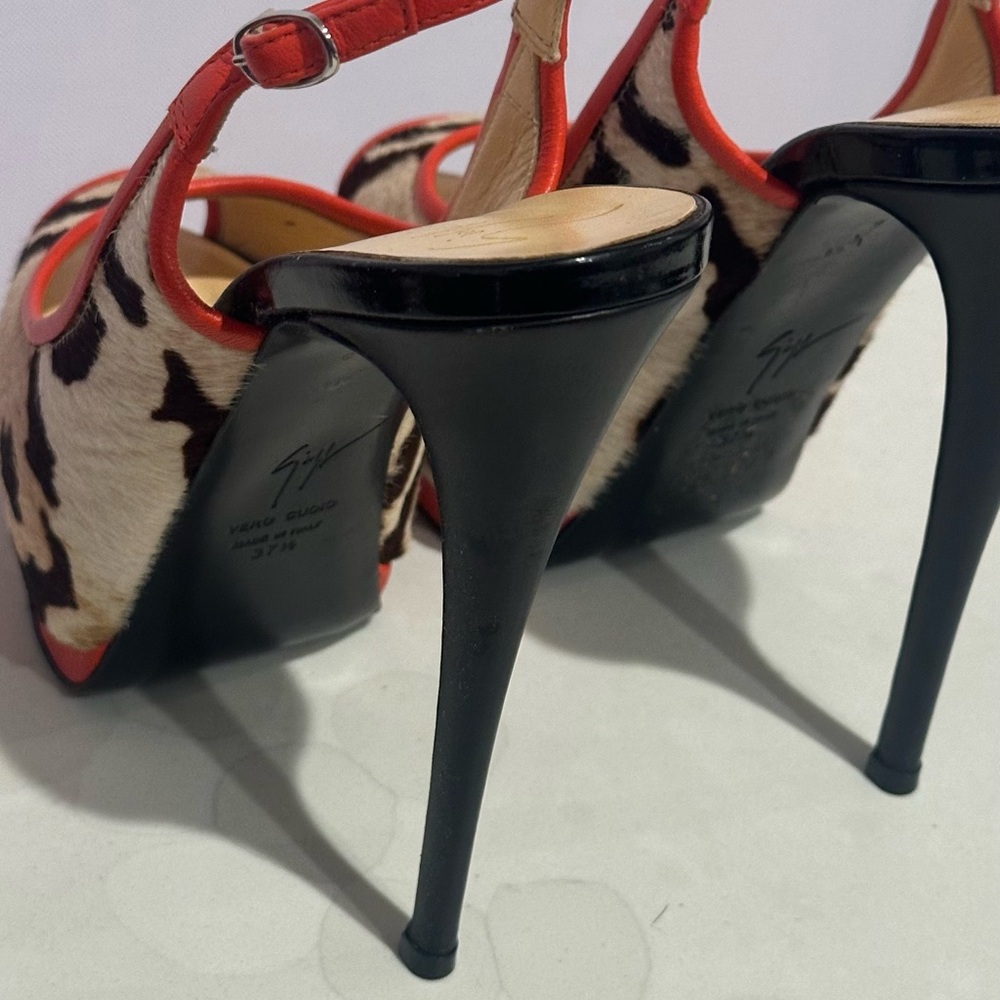 Giuseppe Zanotti Pony Hair Print Heels - Picture 5 of 6